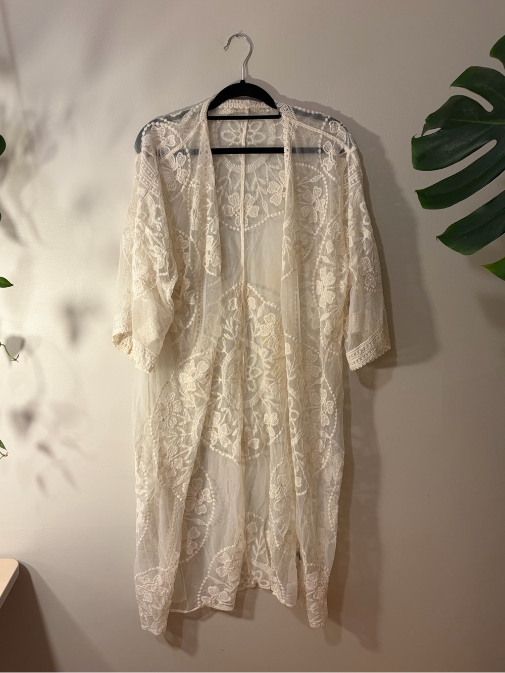 Sheer Floral Lace Duster Kimono in Ivory